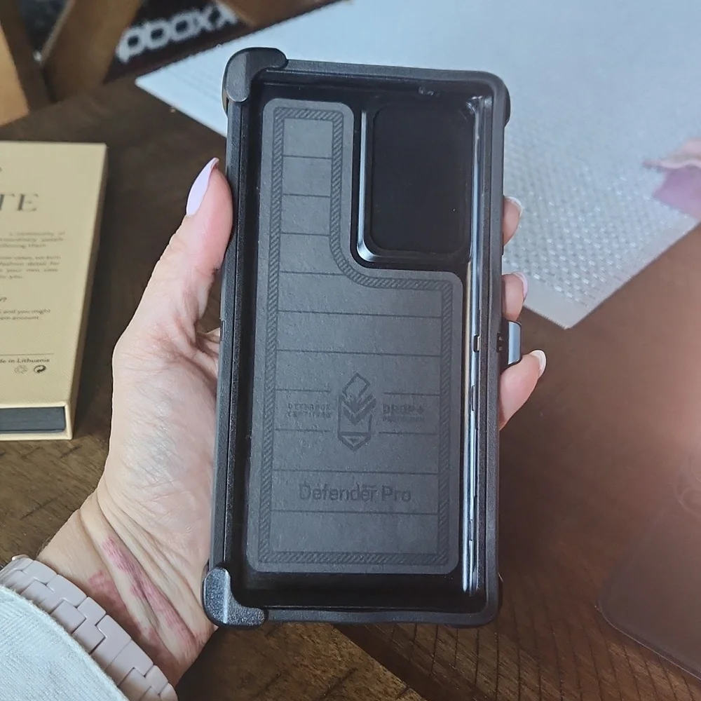 Otter box Defender Pro cell case